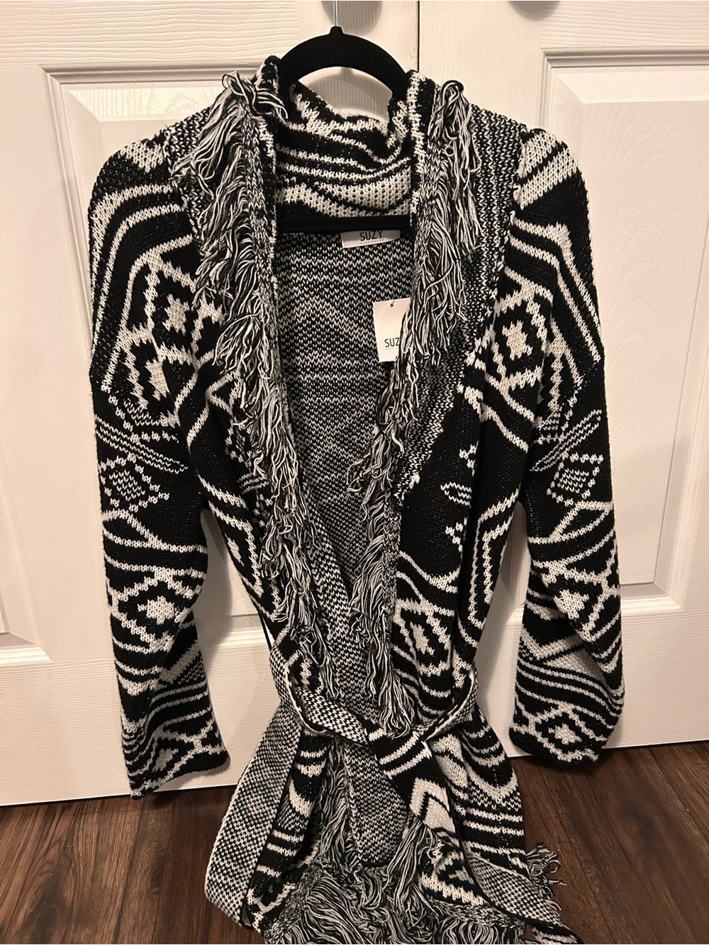 Suzy Shier Black and White Fringe Open-Front Cardigan